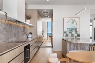 The Skyview - Panoramic Beach House with Lap Pool - 1