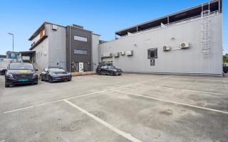Luxurious apartment close to city centre - 9