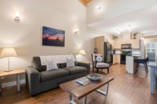 Spring Cove 10 off local perks, surfing, tours! - 7