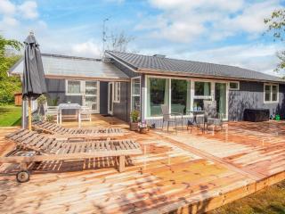 Rustic Retreat at Hemmet Strand-By Traum - 0