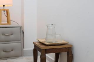 Modern 2BR Apartment in Mombasa CBD with 2 Bathrooms & Balcony near Airport & Old Town - 3