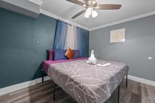 Inviting Montrose Retreat - Near Museums & Parks - 5
