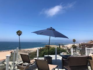 Incredible Los Angeles Beach Home with Amazing Ocean Views - 1