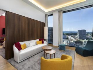 Mövenpick Hotel Basel - 4