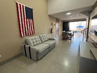 2-bedroom house, pool and barbecue area - 9