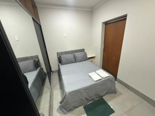 2-bedroom house, pool and barbecue area - 3
