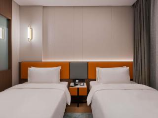 Novotel Hangzhou Xintiandi - 3