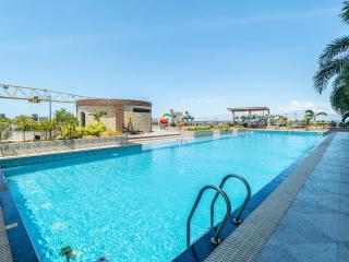 ARC Towers Luxe Stay - 2