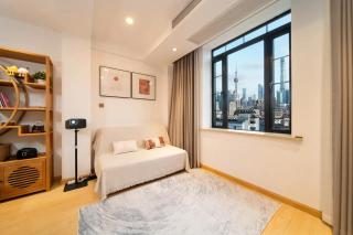 Charming Lodge with Lujiazui Night View Steps to The Bund & Metro Lines 10 & 12-Cloudy Joy Home - 6