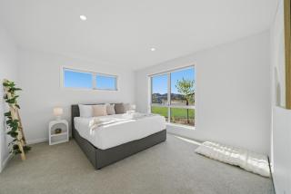 The Spoonbill Retreat Family Escape with Water Views in Sorell - 6