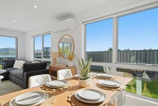 The Spoonbill Retreat Family Escape with Water Views in Sorell - 7