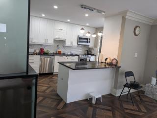 Private Home near Pearson International Airport - 7