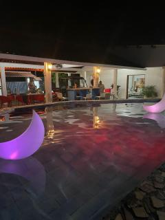Casa de Playa con Piscina en Nueva Gorgona - 1