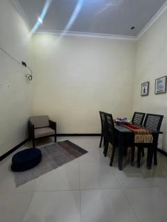 Megantara Permata Jingga Homestay - 6