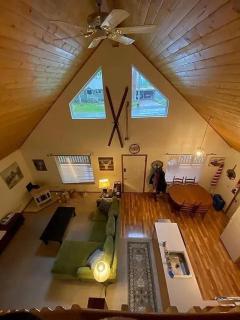 Family Ski Cabin in Packwood - 8