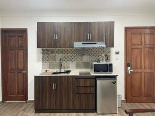 Cozy Apartment near Eugenia Metro Station - Mochaj - 4