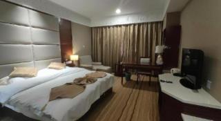 Golden Spring Hotel Lijiang - 4