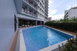 Cozy staycation near Ayala Makati - 1