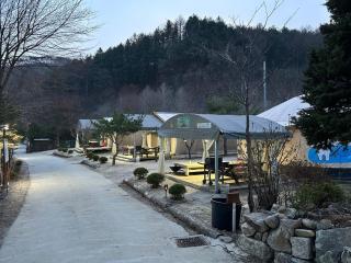 Hongcheon Oullim Glamping Pension - 5