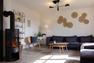 Design House At Lake Keezer For Families - 1