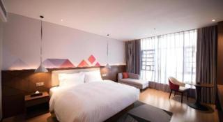 Borrman Hotel Baise High-speed Railway Station Hengning Plaza - 1