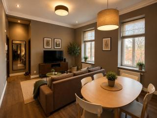 Urban Luxury Apt I cohost - 4