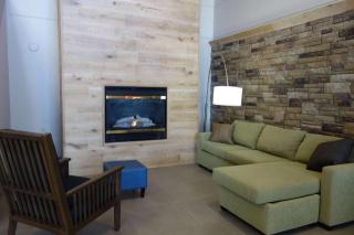 Country Inn & Suites by Radisson, Mason City, IA - 8