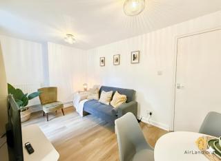 Exceptional 1 bedroom flat near Brixton Station! - 8
