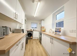 Exceptional 1 bedroom flat near Brixton Station! - 3