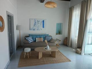 To Kamnaki - beachfront apartment in Mykonos town - 7