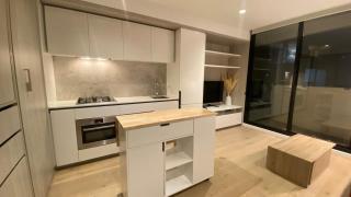 Apartment in resort style living complex - 9