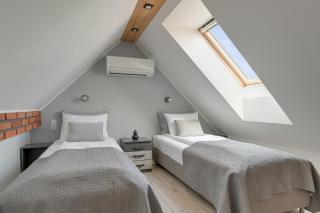 Waterlane Island with Pool, Sauna & Gym by Lion Apartments - 6