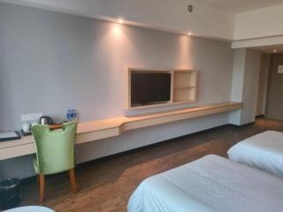 Grand Nest Hotel (Tang Jia Wan Beach) - 5