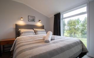 The Window Seat - pet-friendly 1BR apartment - Waitara - 1