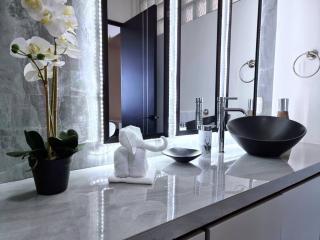Luxury Adults-Only Retreat with Ocean Views in Manuel Antonio - 6