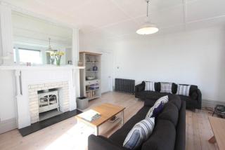Charming 3-Bedroom apartment in Padstow - 8