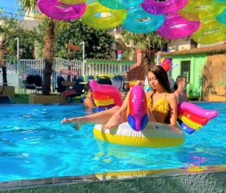 Casa Barbie Pool Hostel 3 Min Walk to Beach Please - 0