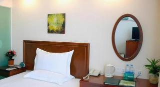 GreenTree Inn Urumqi South Xinhua Road Hotel - 2