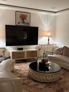 Velmora Room 15 - 2