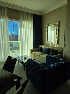 Penthouse Studio Suite at the Signature MGM - 2