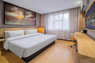 IU Hotel Chongqing Hechuan Pedestrian Street Darunfa Branch - 9