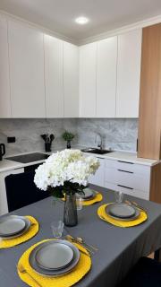Modern Comfort Apartment Mega Park - 1