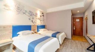 Shell Xinxiang Weibin District Railway Station Department Store Hotel - 6