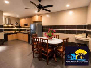 Mellow Stay Ipoh, Spacious Landed Home for 14 Pax - 8
