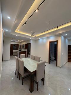 The Golden Crest - 8