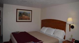 Americas Best Value Inn Jefferson City - 4