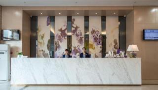 Lavande Hotel Luzhou BBQ new World - 7