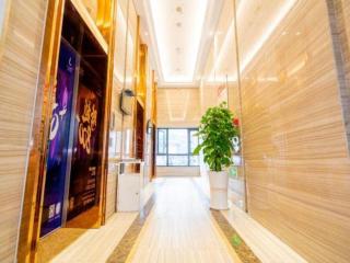 Lavande Hotel Luzhou BBQ new World - 6