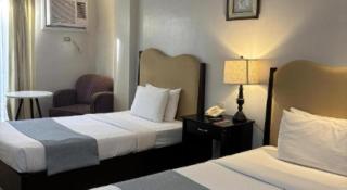 Queen Margarette Hotel - 1