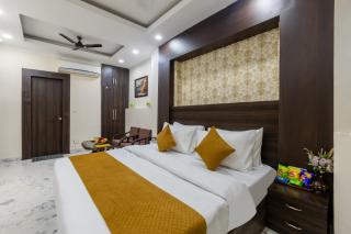 Hotel Dharam Villa By Jai Guru Ji At Sector 11, Noida - 4